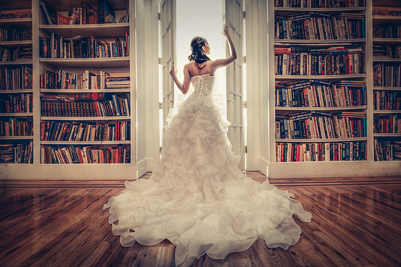 Fine Art Wedding Portrait (Bride Alone)